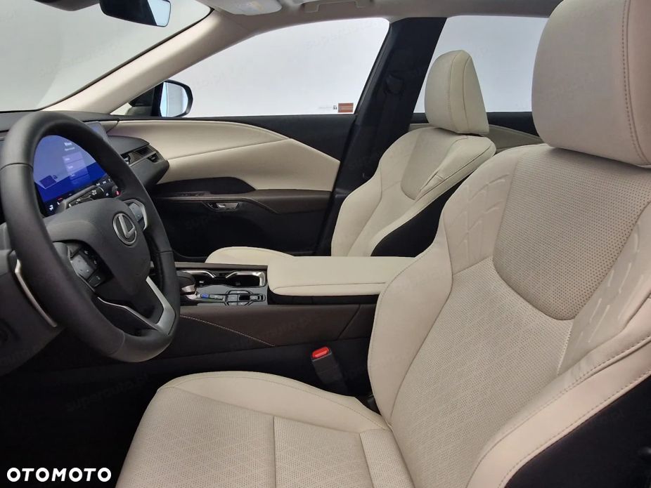 Lexus RX - 6