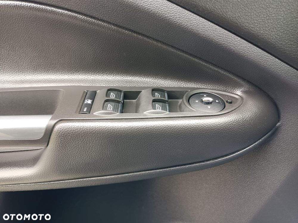 Ford Kuga 2.0 TDCi 4x4 Titanium - 30