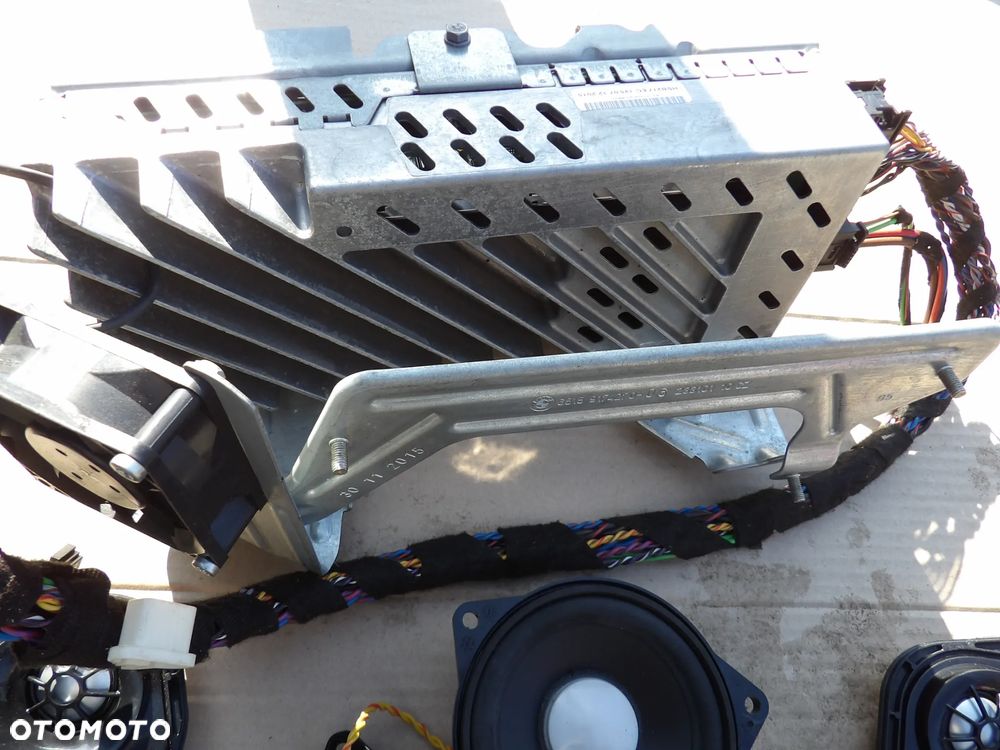 BMW - F11 - KOMPLETNE NAGŁOŚNIENIE - HARMAN KARDON - LOGIC7 - 9393181 - 5