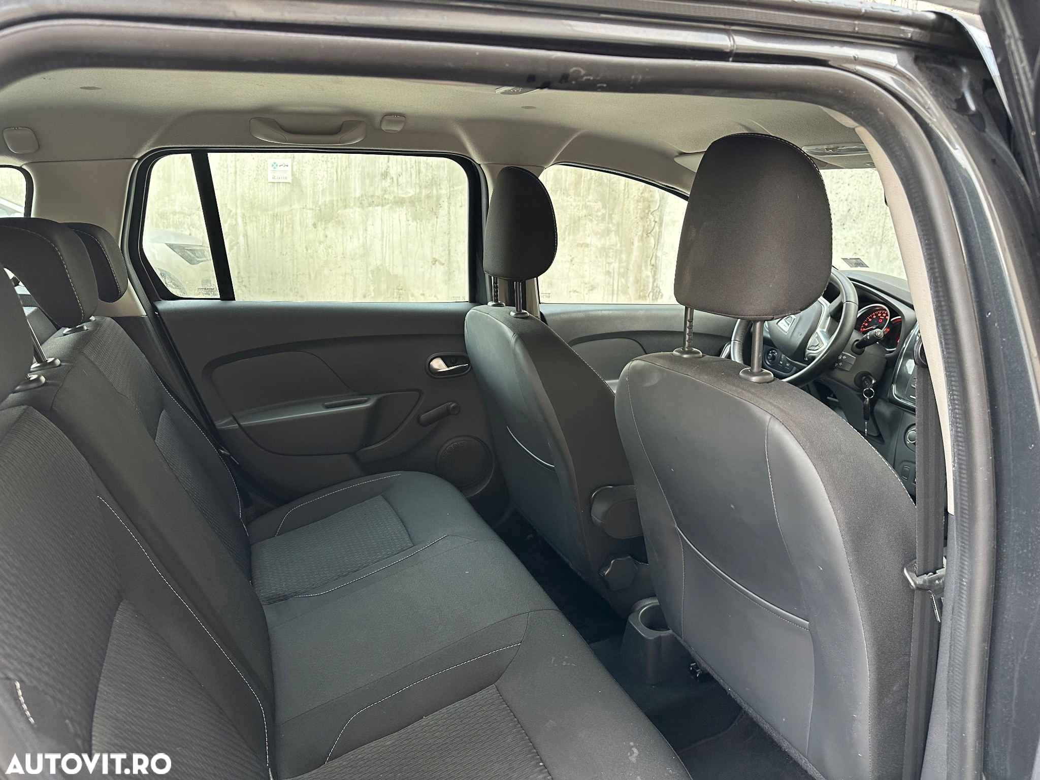 Dacia Logan - 12