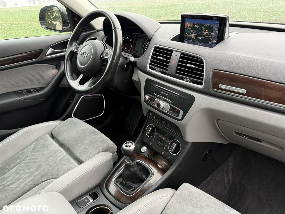 Audi Q3 2.0 TDI Quattro Design - 38