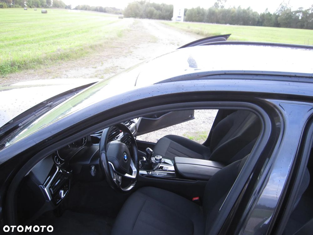 BMW Seria 5 - 10