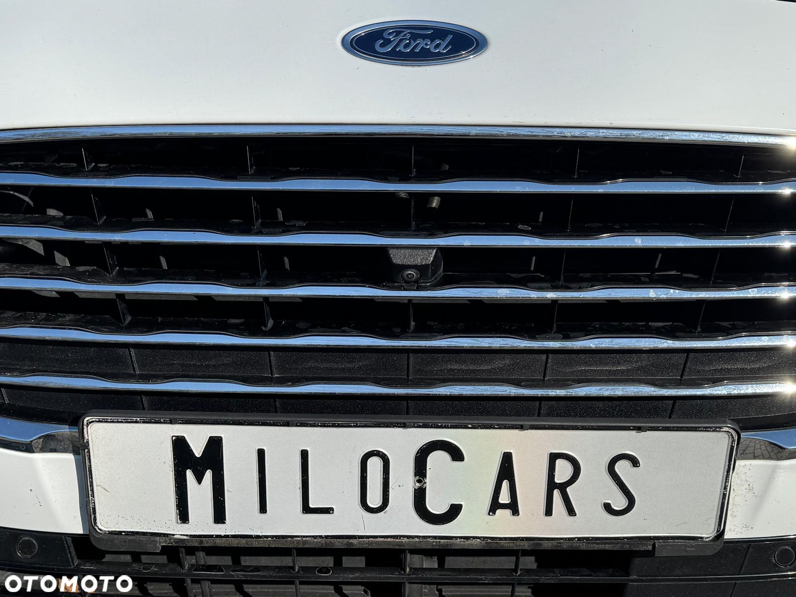 Ford S-Max - 10