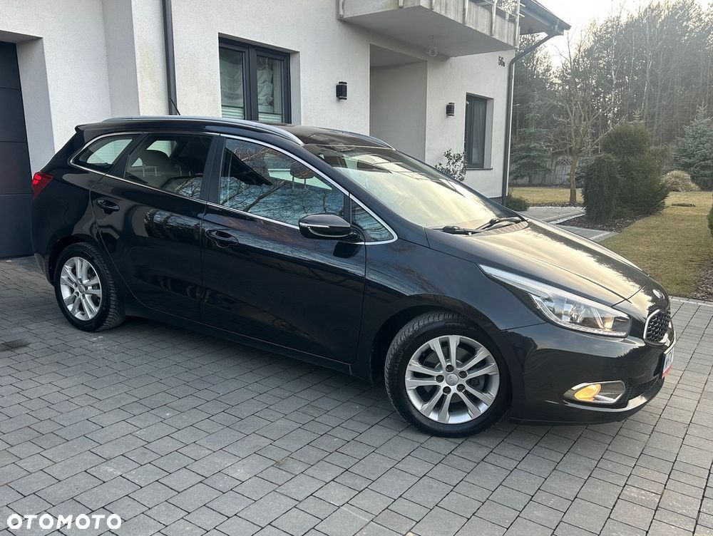 Kia Ceed 1.6 GDI DCT Spirit - 17
