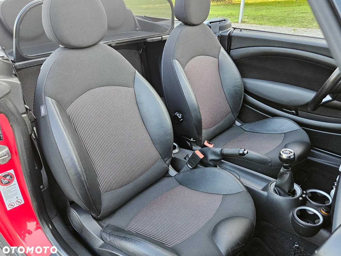 MINI Cooper Cabrio - 32