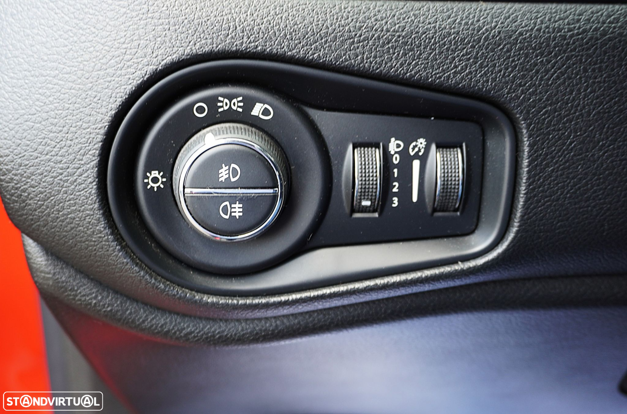 Jeep Renegade 1.4 MA Limited DDCT - 33