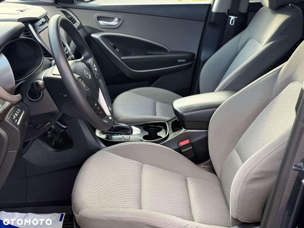 Hyundai Santa Fe - 24
