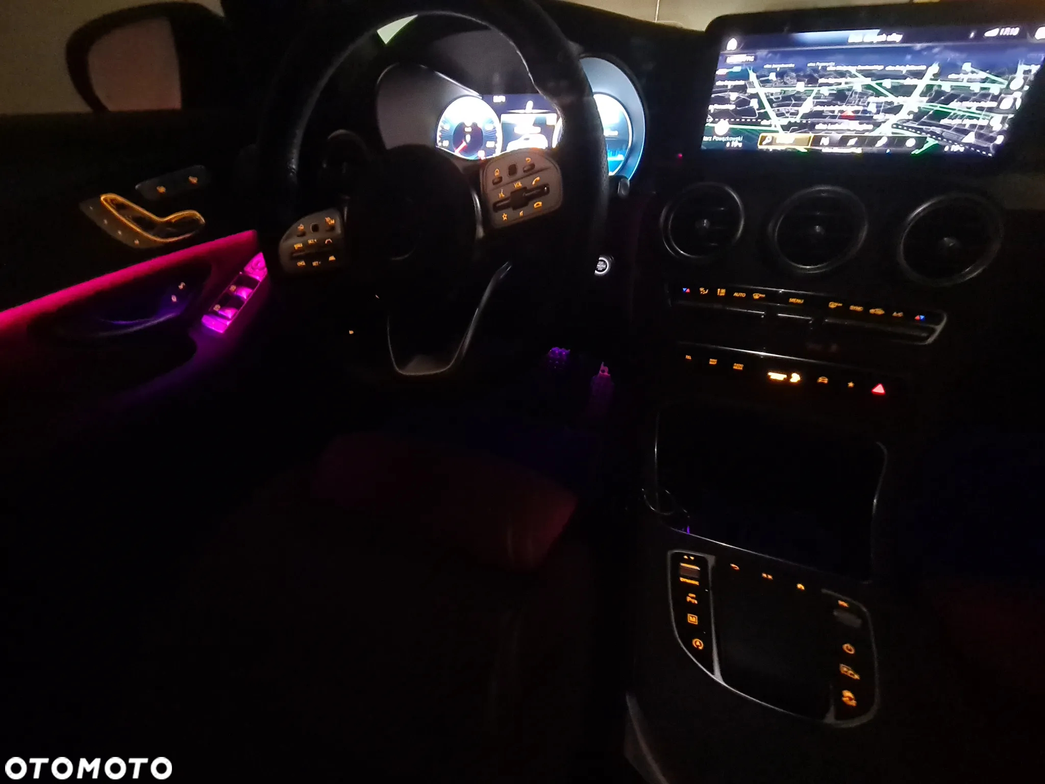 Mercedes-Benz GLC 220 d 4-Matic - 24