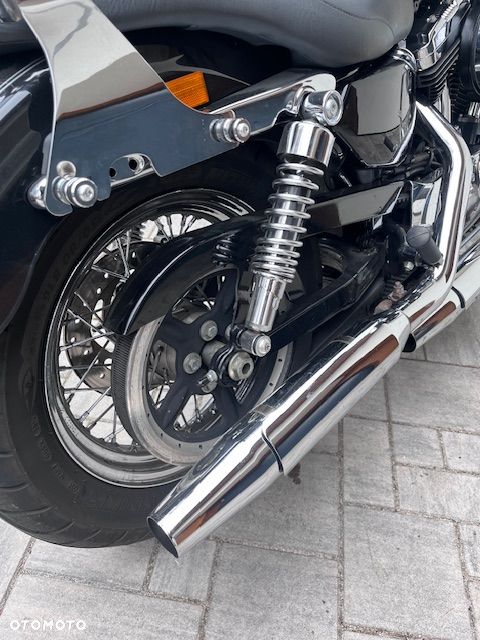 Harley-Davidson Sportster Custom 1200C - 6