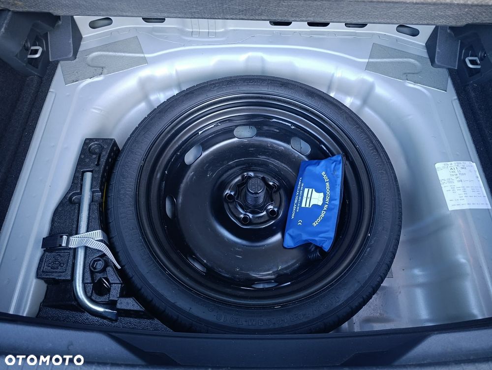 Volkswagen T-Roc - 10