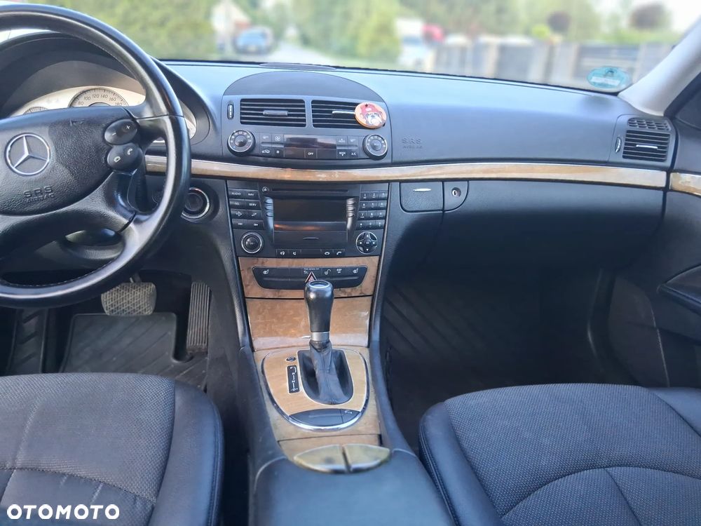 Mercedes-Benz Klasa E - 12
