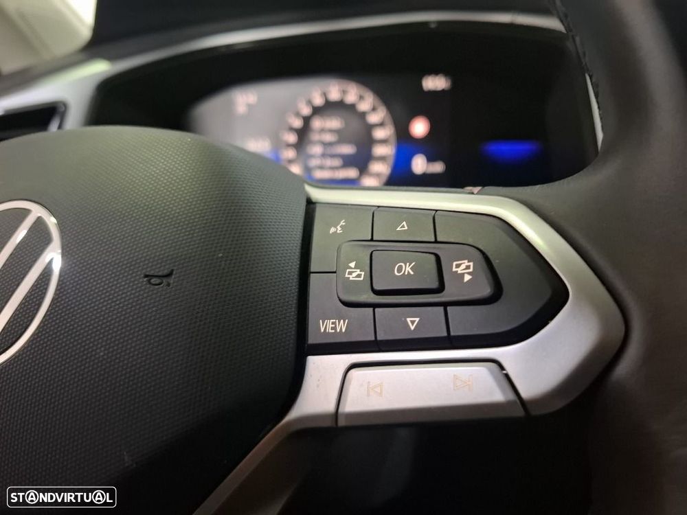 VW T-Roc 1.0 TSI Urban - 25