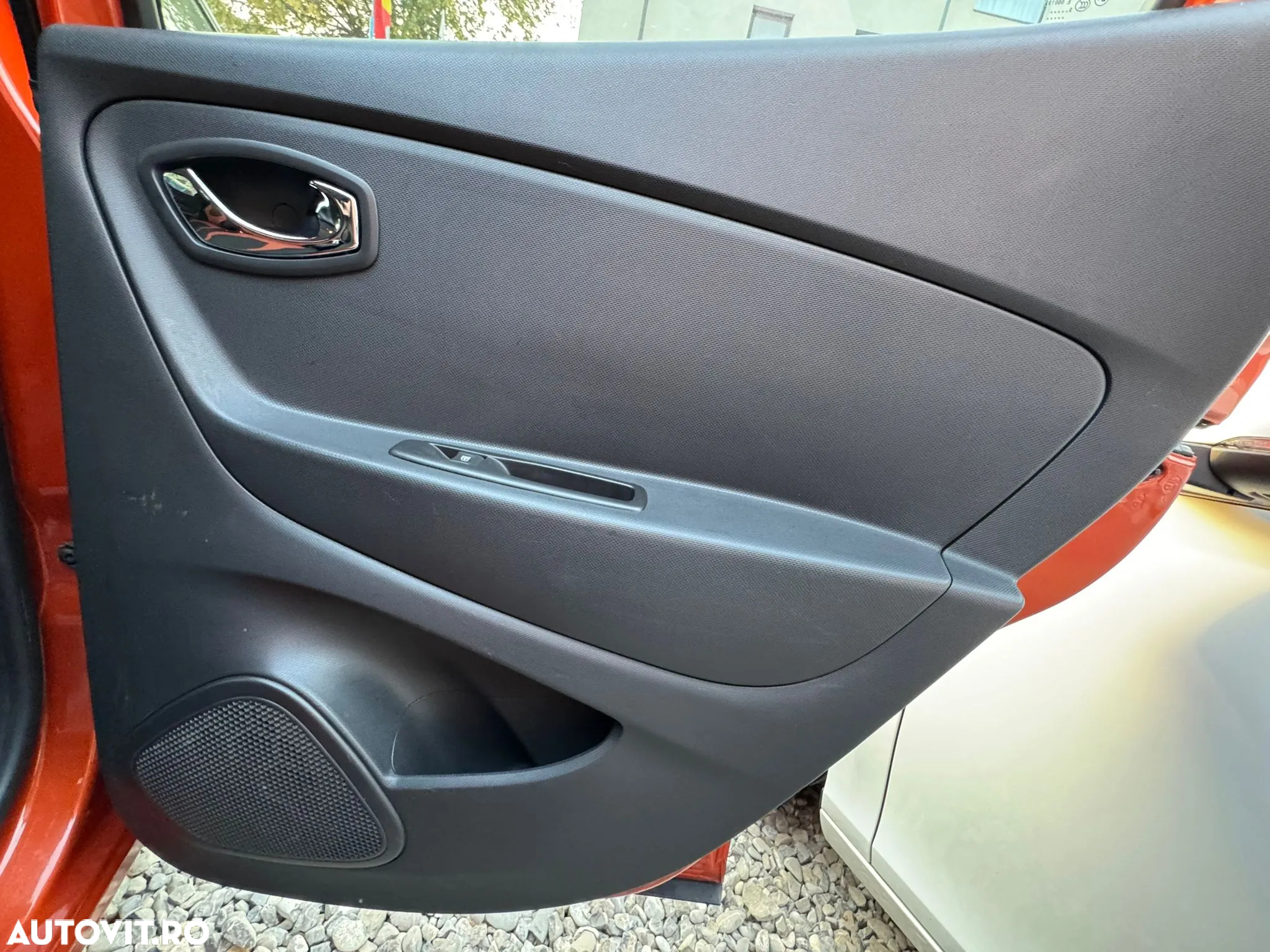 Renault Captur (ENERGY) dCi 90 EDC INTENS - 15