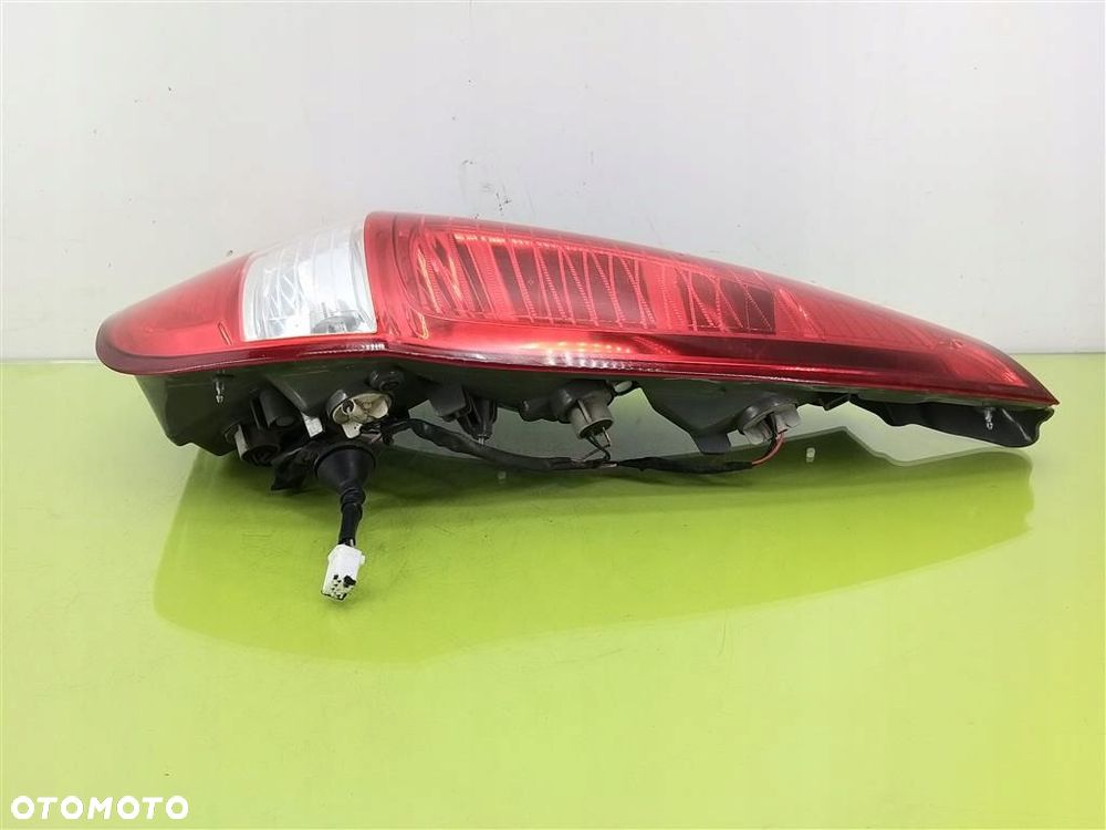 Lampa prawa tylna tył Hyundai I30 I KOMBI 2007-2012 924022R1 ORYGINAŁ - 3