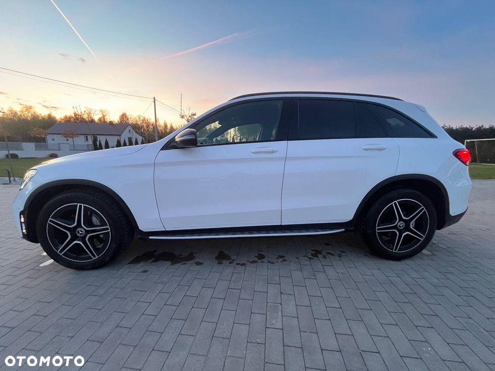 Mercedes-Benz GLC 220 d 4Matic 9G-TRONIC AMG Line - 6