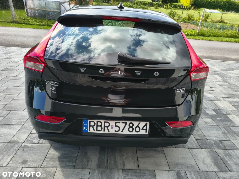 Volvo V40 D2 Momentum - 30
