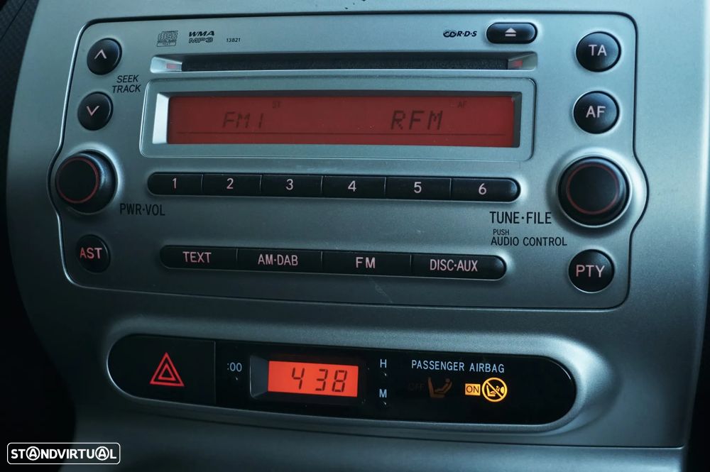 Toyota Urban Cruiser 1.33 4x2 Town - 29