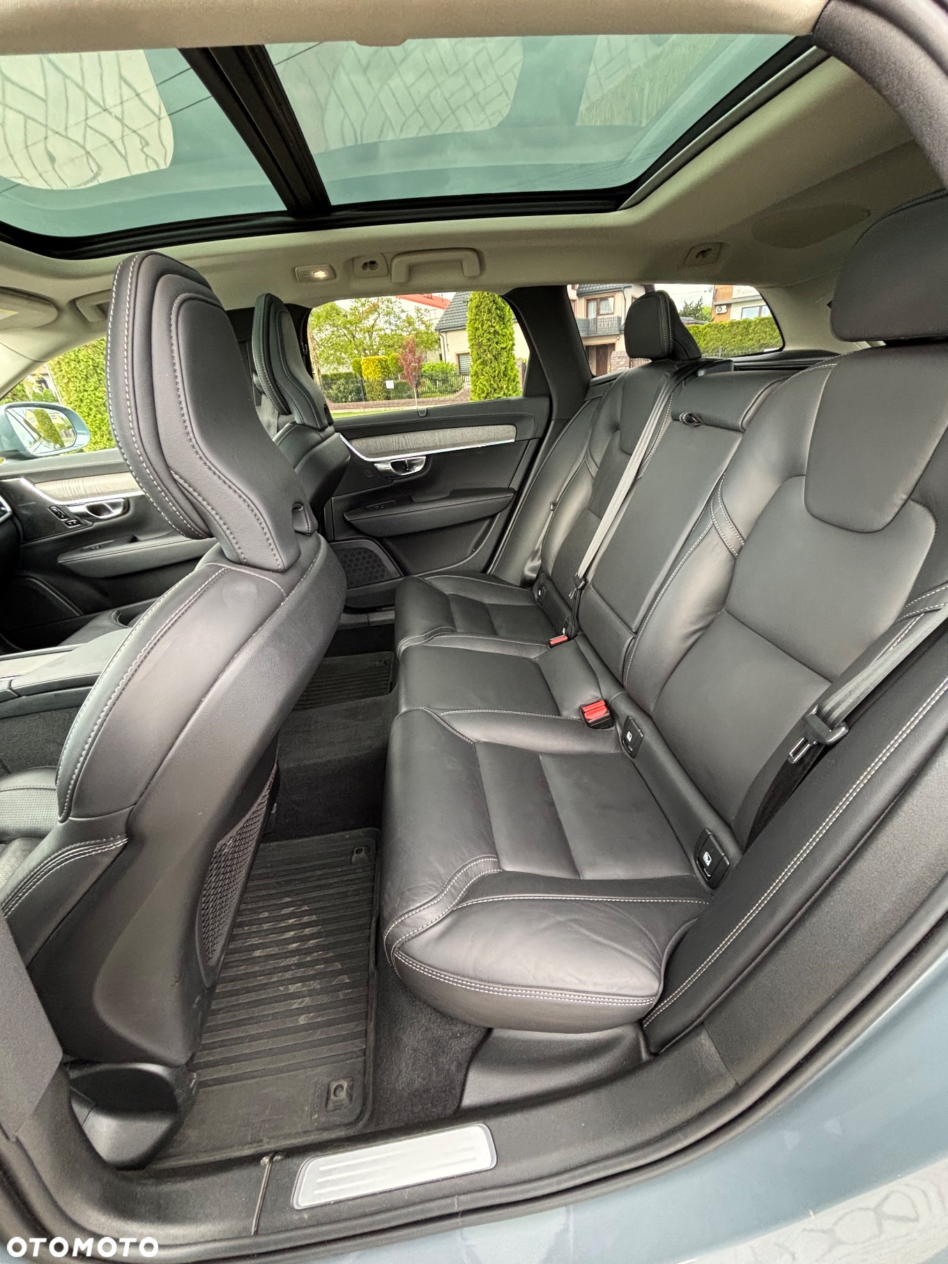 Volvo V90 Cross Country D5 AWD Pro - 12