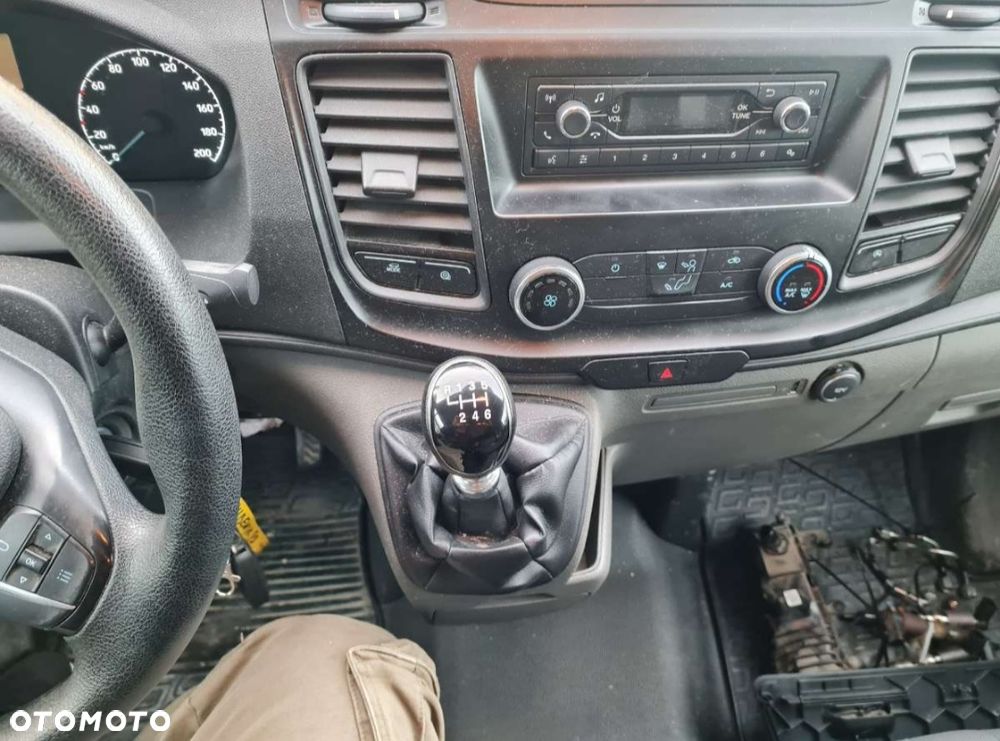 Ford Transit Custom - 9