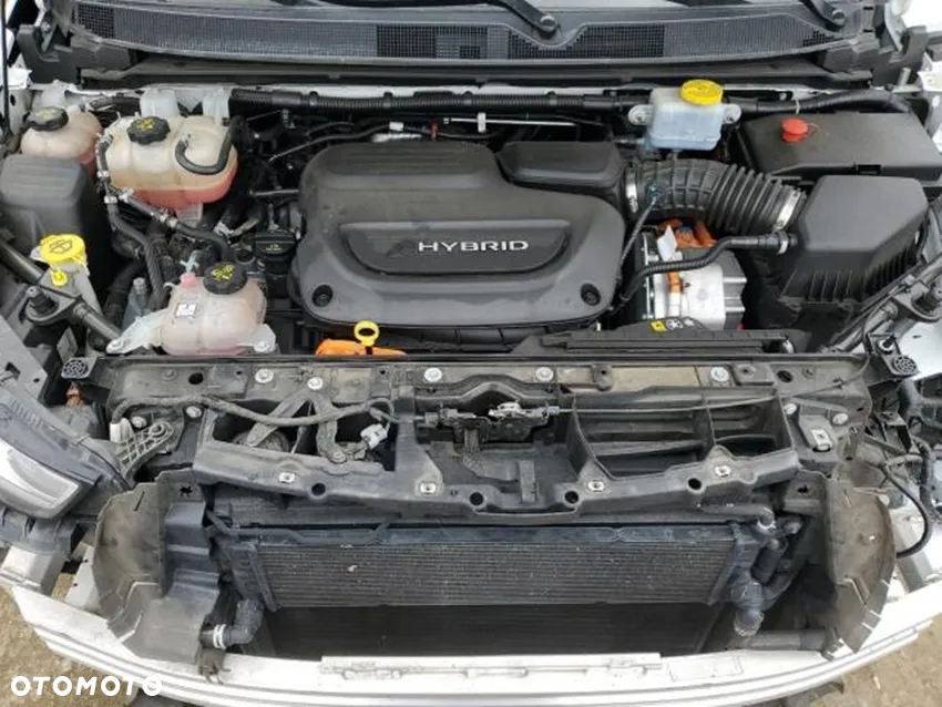 Chrysler Pacifica - 12