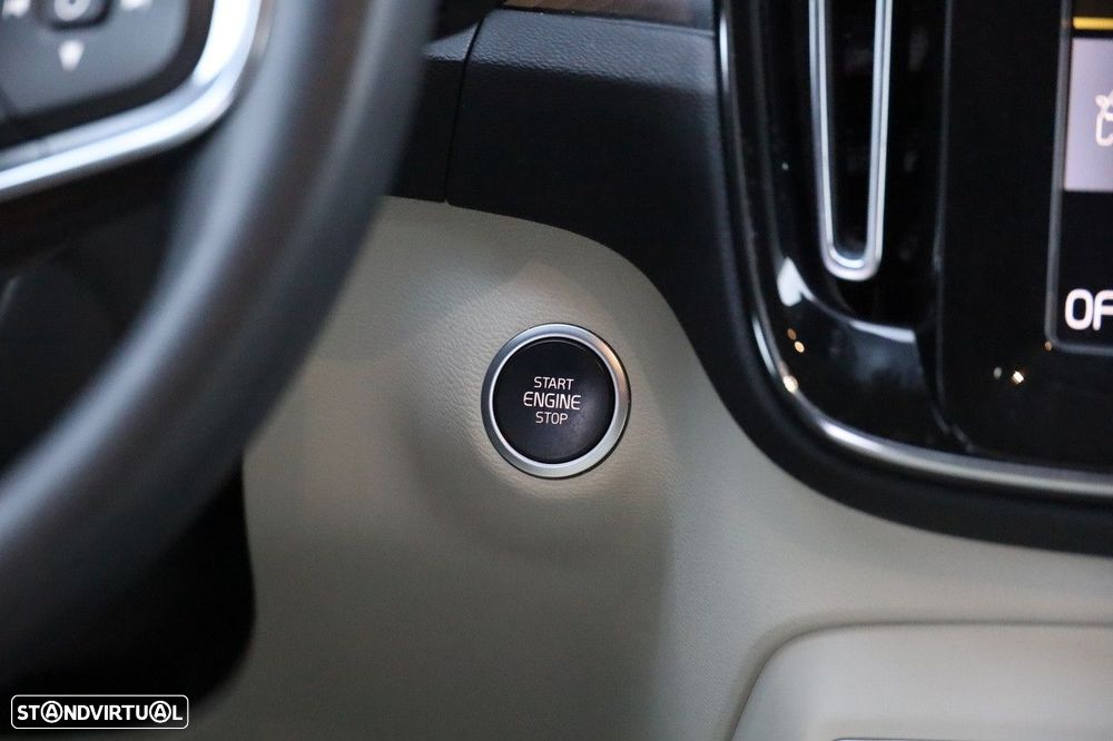 Volvo XC 40 1.5 T5 PHEV Plus Dark - 23