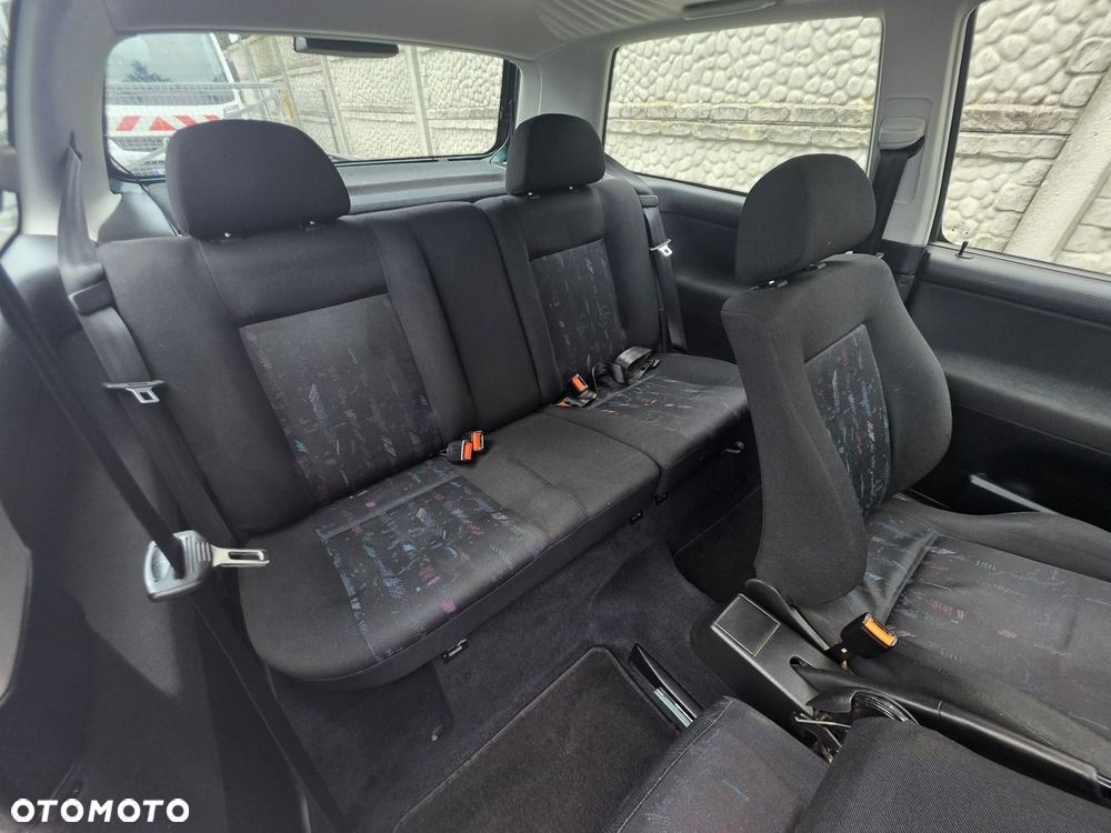 Volkswagen Golf 1.6 - 22