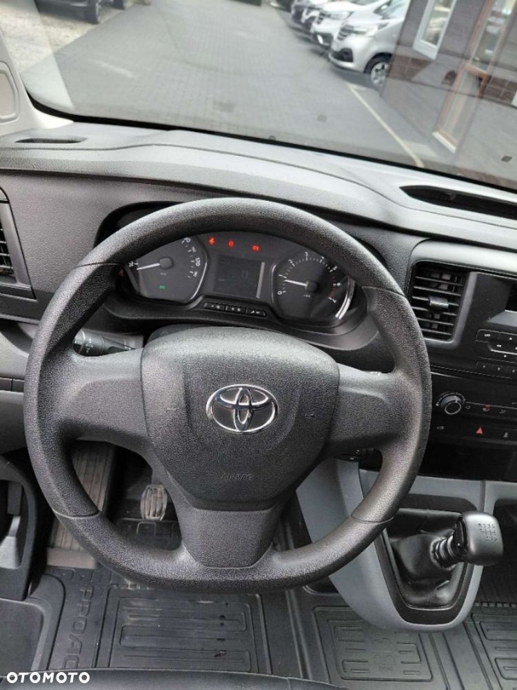 Toyota PROACE - 14