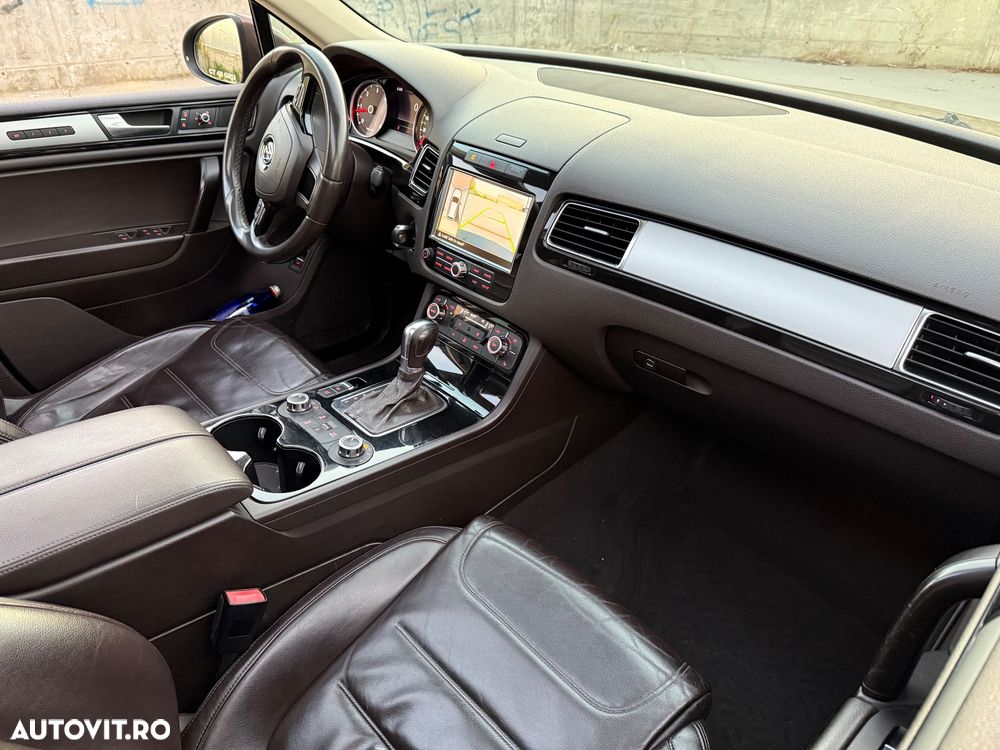 Volkswagen Touareg - 10