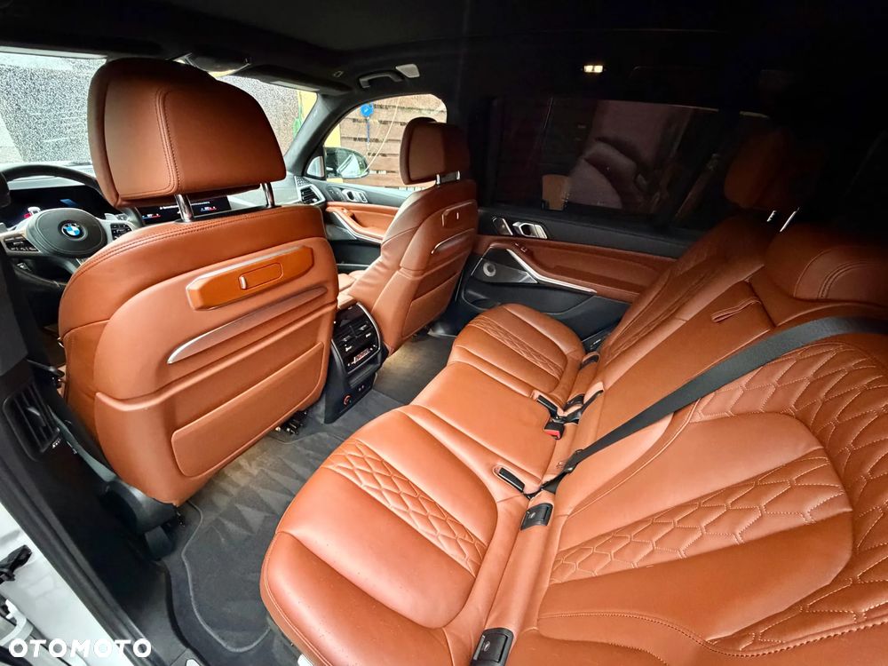 BMW X7 M60i xDrive - 20