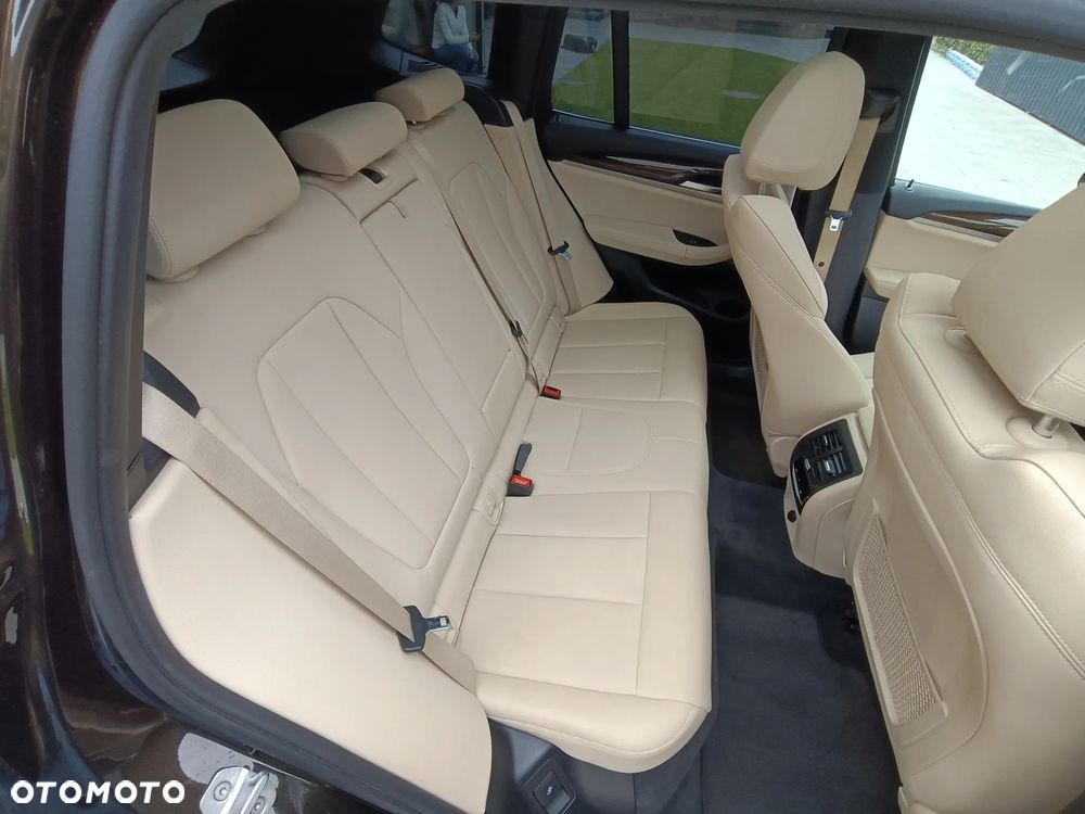 BMW X3 - 25