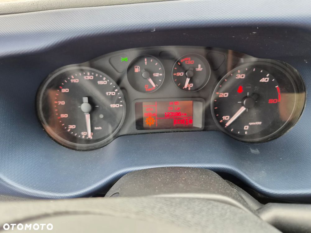 Iveco 35C18 - 15