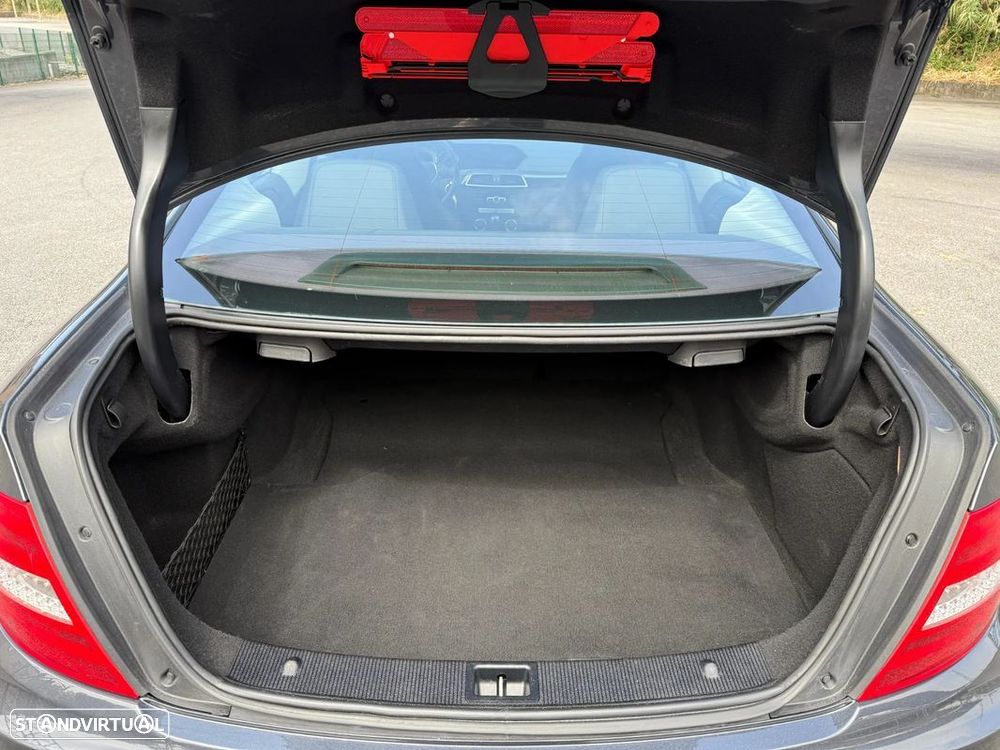 Mercedes-Benz C 220 CDi BE - 10
