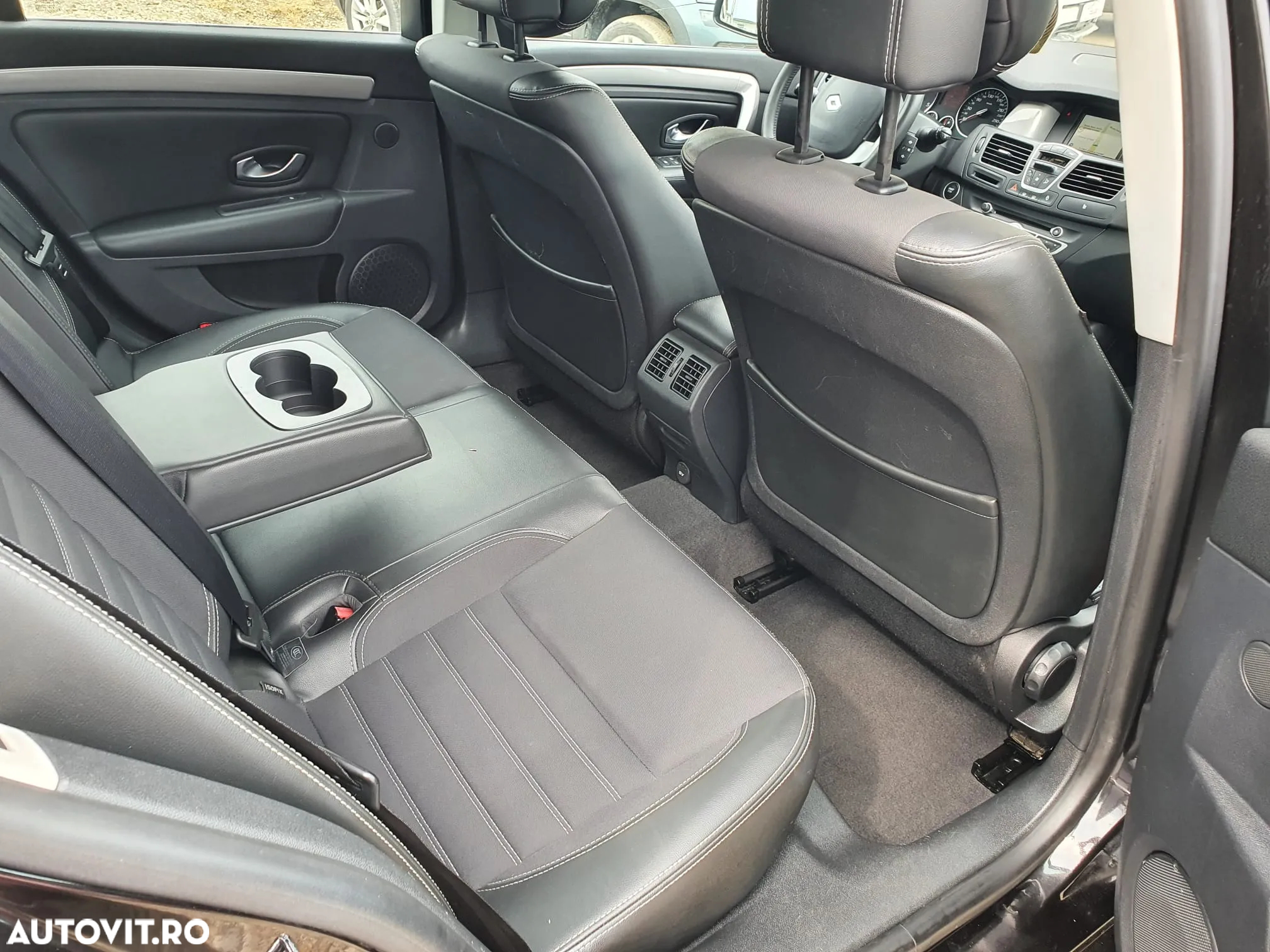 Renault Laguna Grandtour dCi 110 FAP Limited - 14