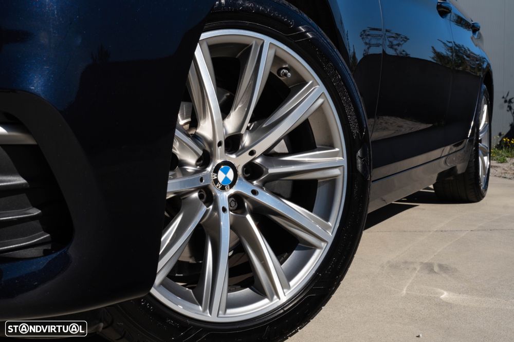 BMW 520 d Line Luxury Auto - 4