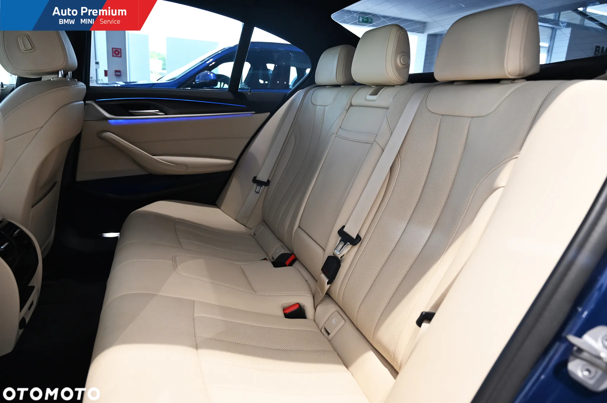 BMW Seria 5 530i xDrive - 14