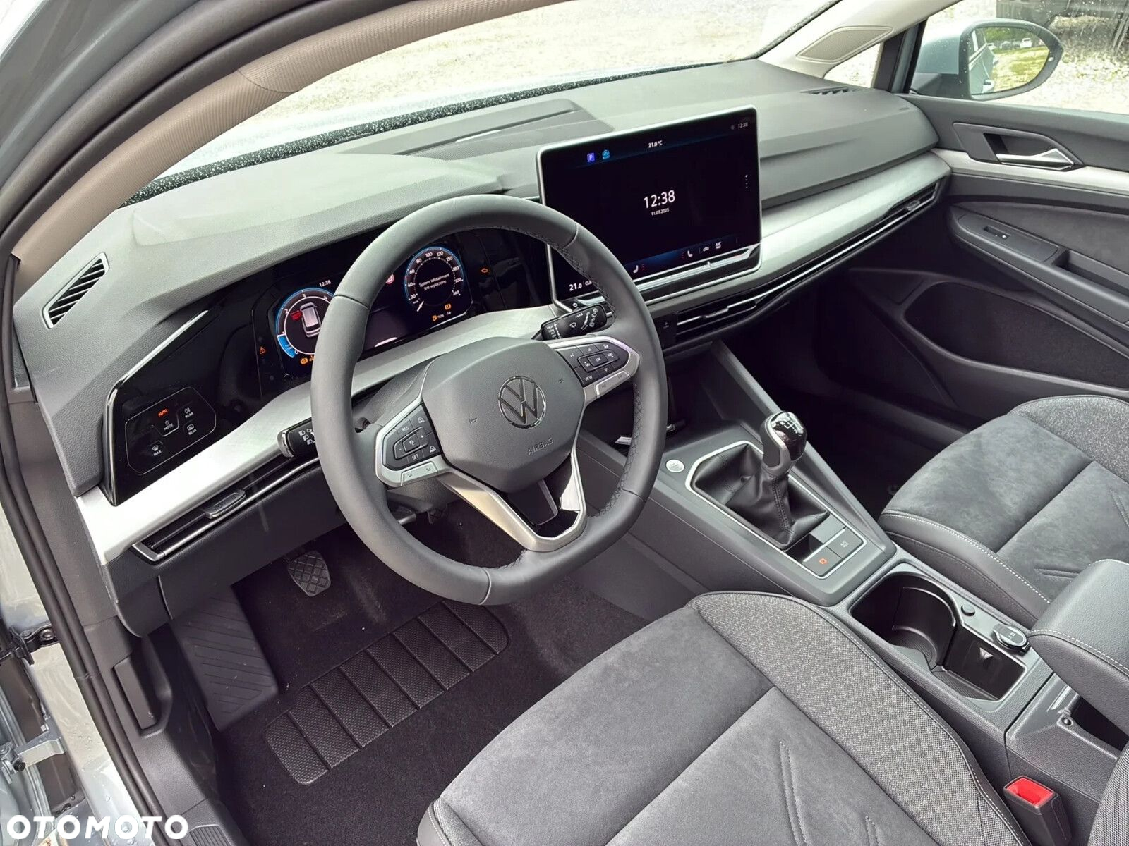 Volkswagen Golf - 5