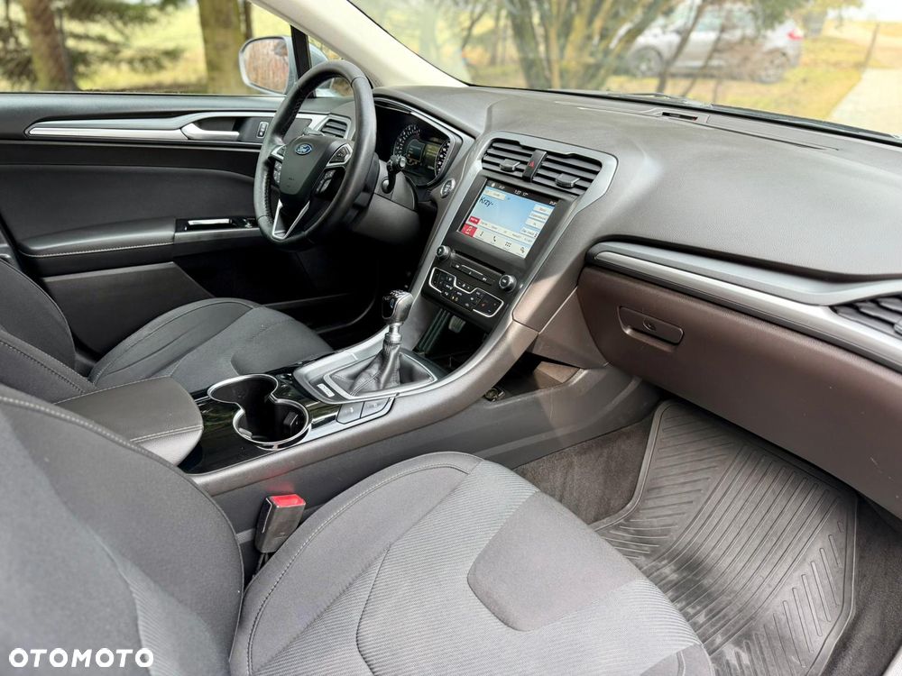 Ford Mondeo 2.0 TDCi Titanium - 35