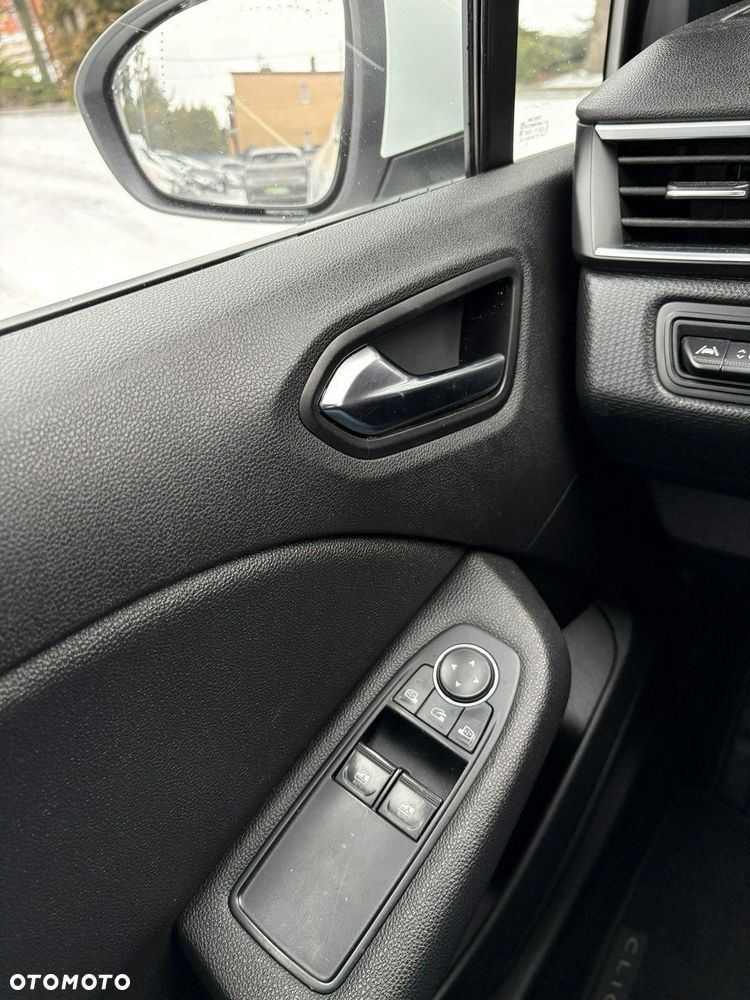 Renault Clio - 20
