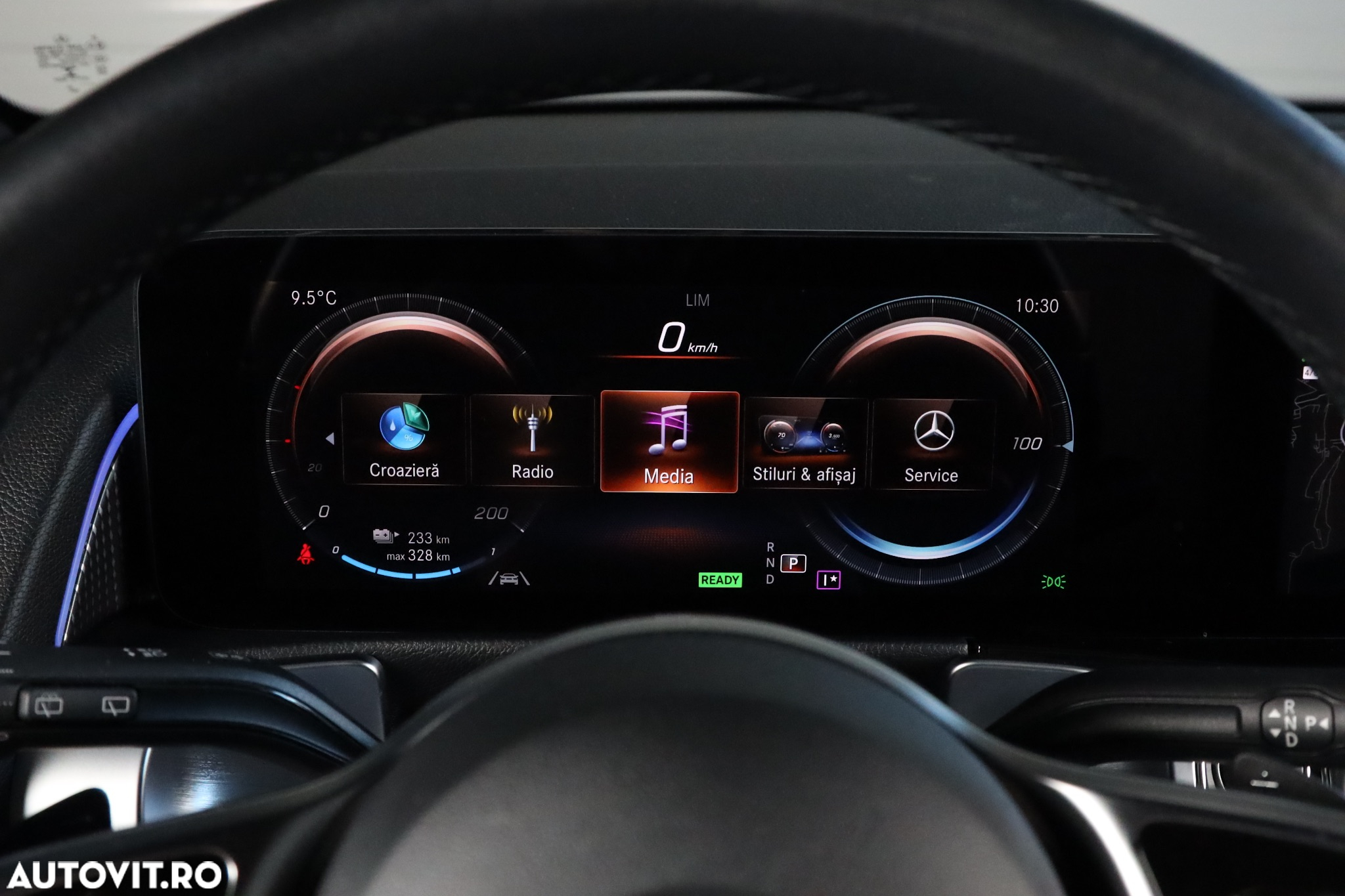 Mercedes-Benz EQB 300 4MATIC - 29