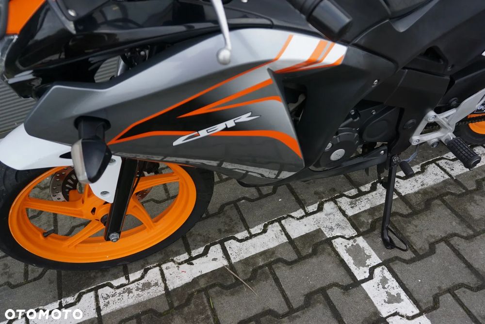 Honda CBR - 9