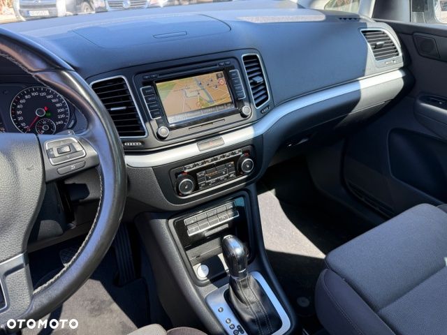 Volkswagen Sharan - 25