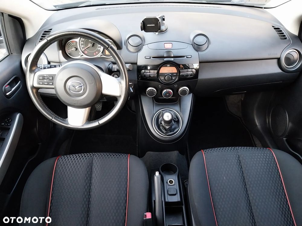Mazda 2 1.3 Exclusive - 6