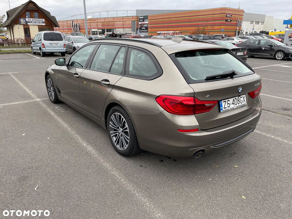 BMW Seria 5 530d Sport Line sport - 11