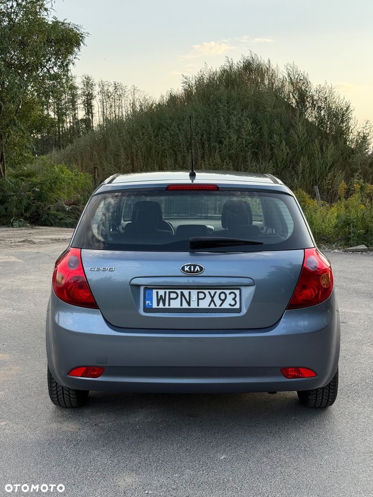 Kia Ceed 1.4 CVVT LX - 4
