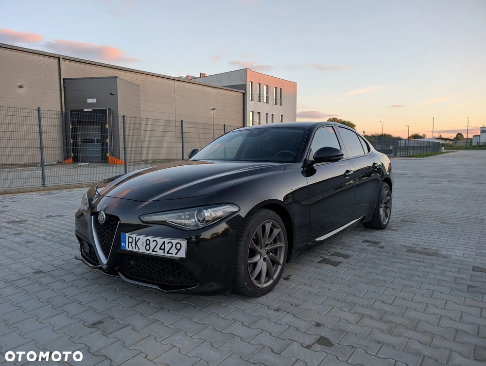 Alfa Romeo Giulia - 6