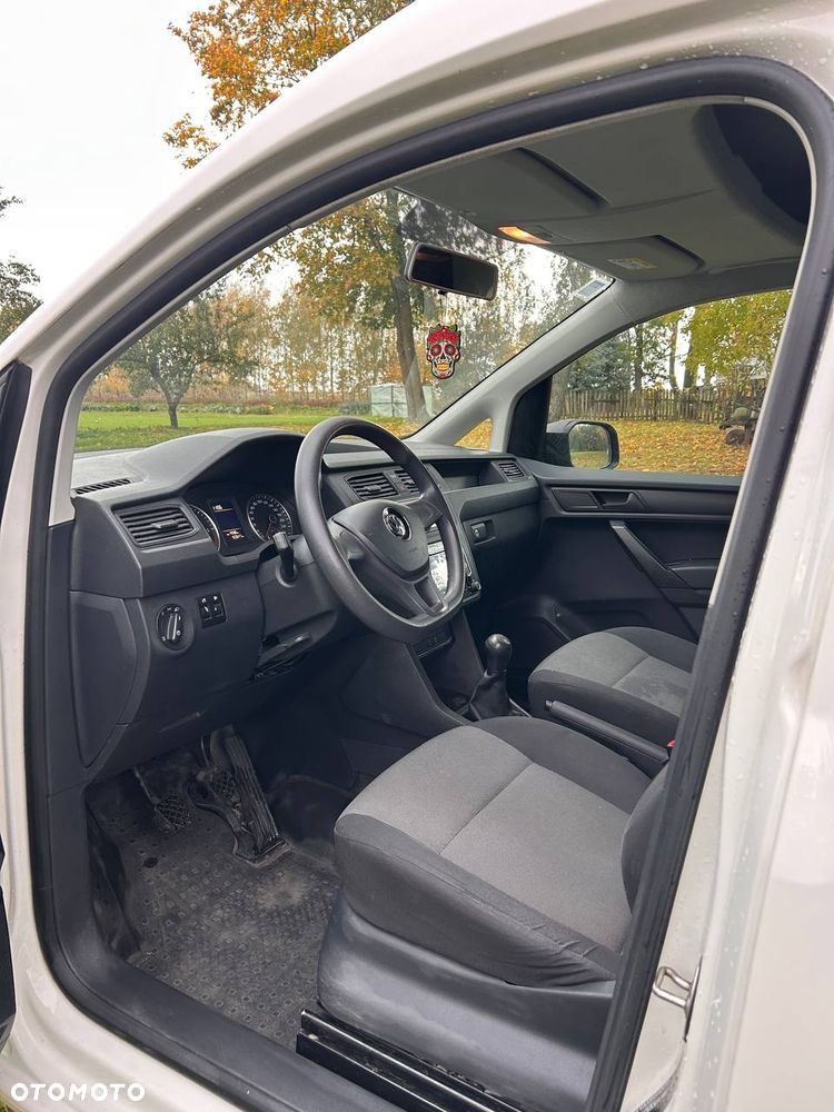 Volkswagen Caddy - 12