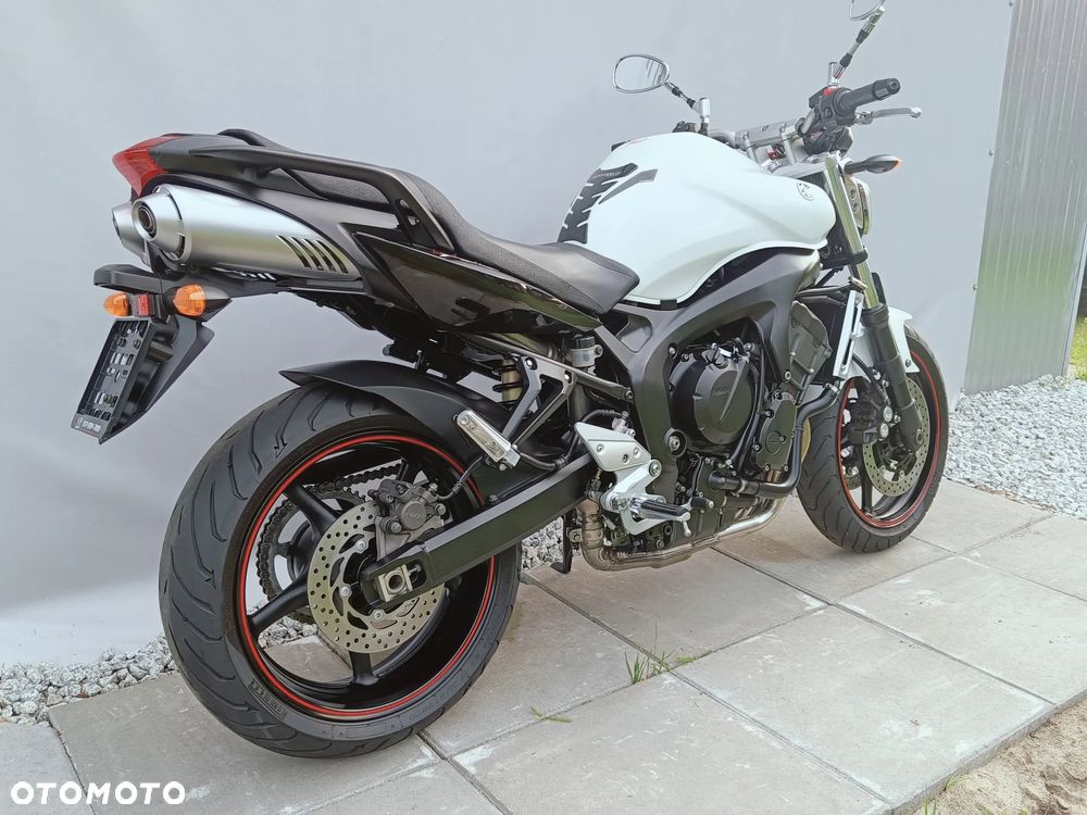 Yamaha FZ6 - 4