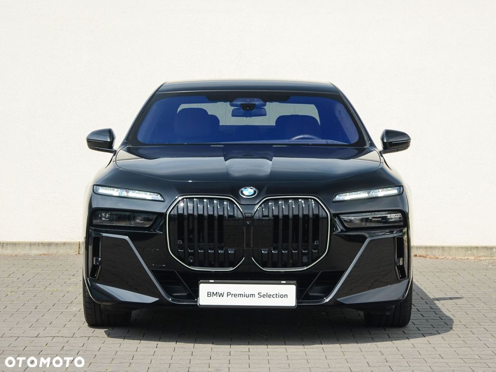 BMW Seria 7 740d xDrive mHEV M Sport sport - 7
