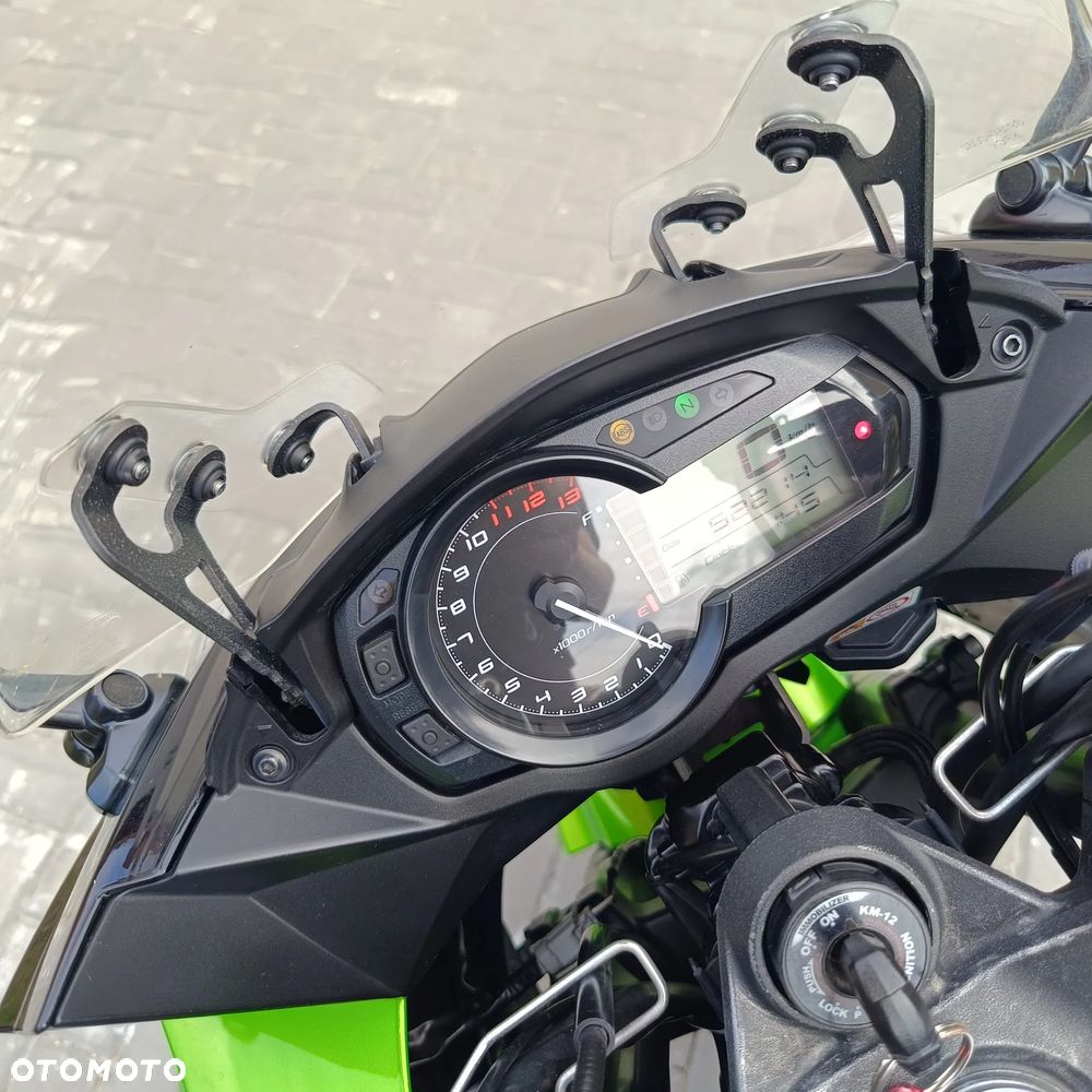 Kawasaki Ninja 1000 SX - 11