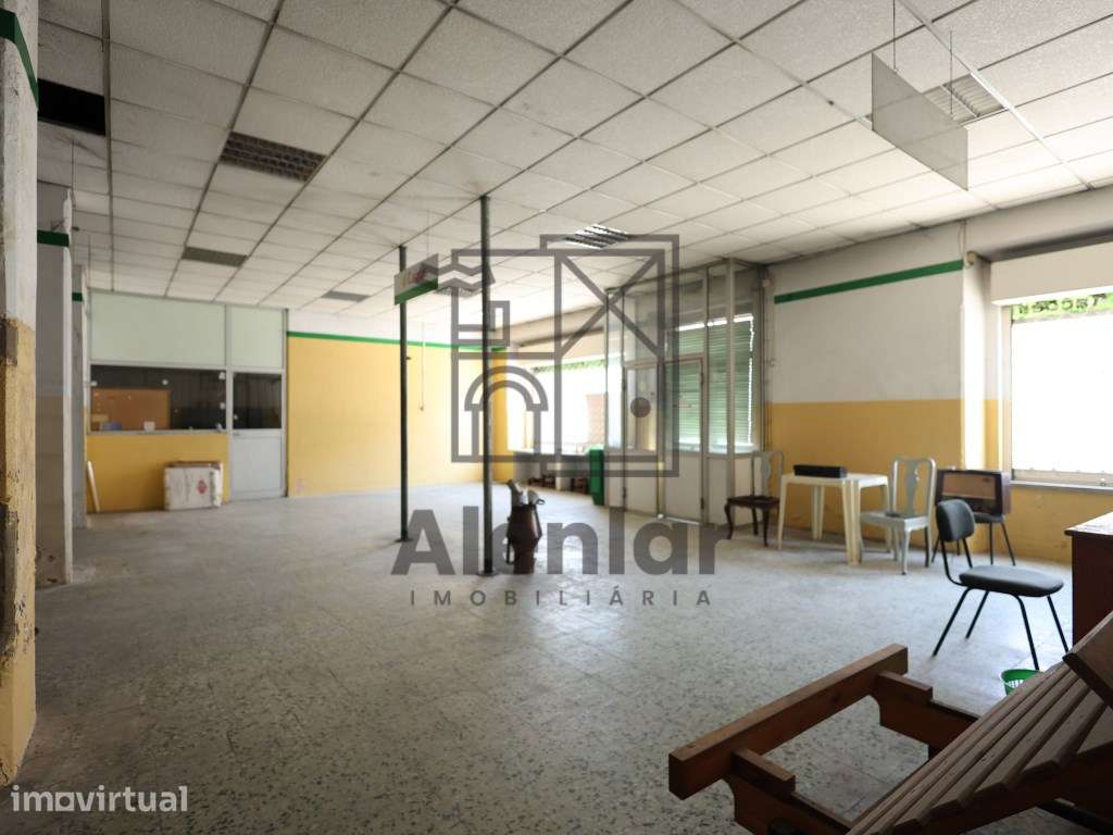 Prédio em Propriedade Total para Investimento no Centro de Alenquer - Grande imagem: 5/36